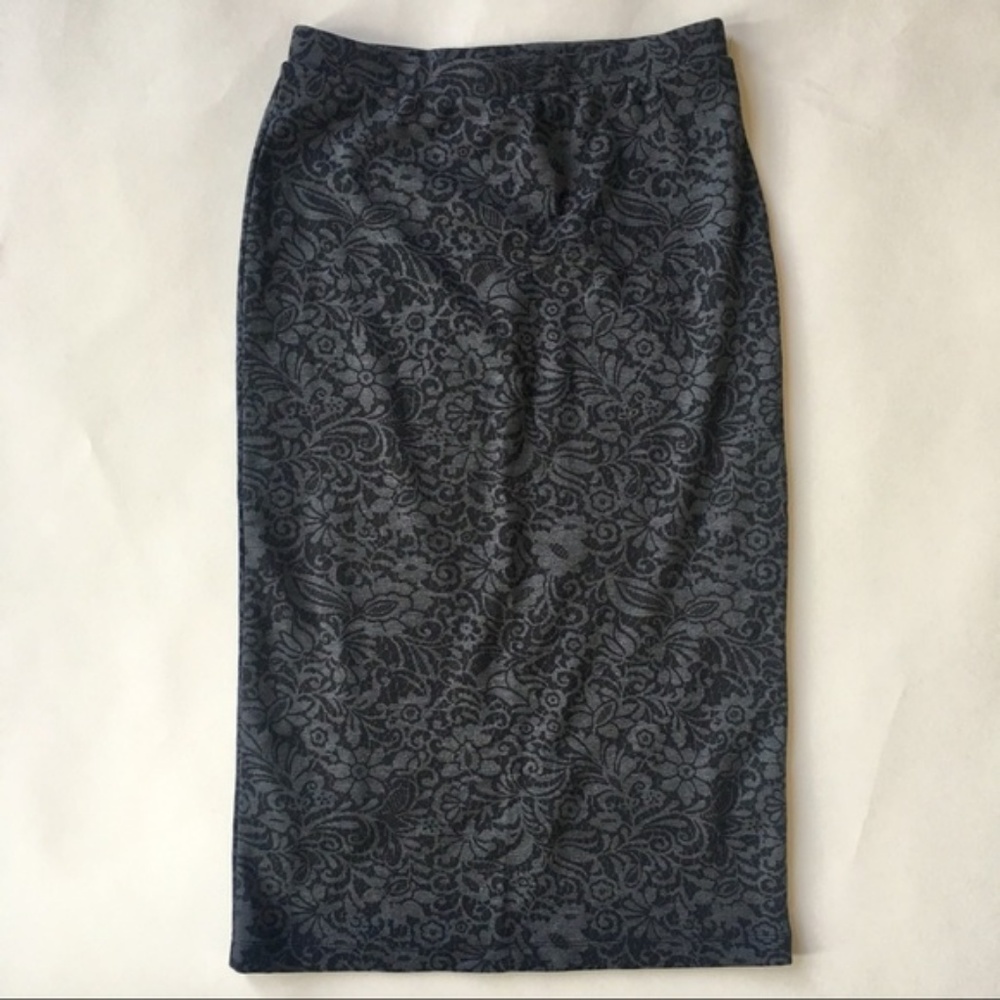 Anthropologie Bordeaux Burnout Lace Pencil Skirt